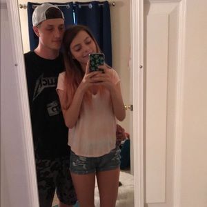 Meet your Posher, Claire